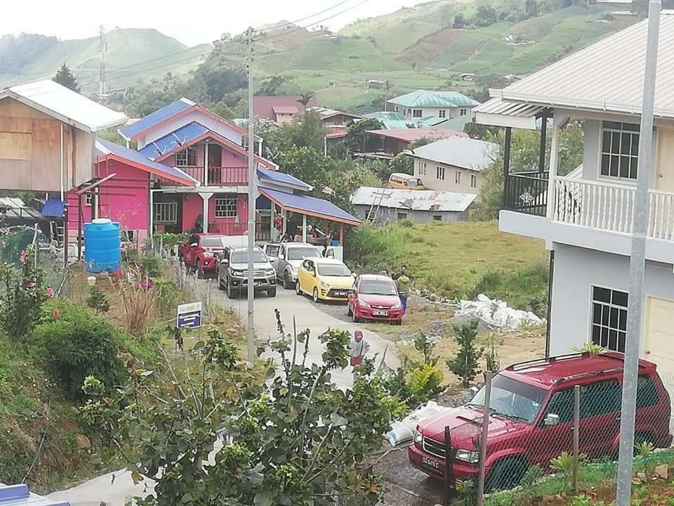 Strawberry Rest House Mesilou Kampong Kundassan Exterior foto